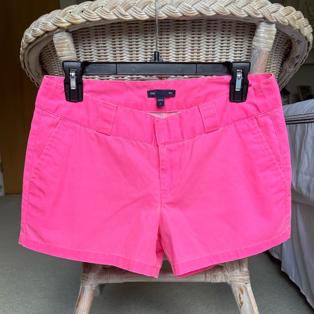 Gap hot pink shorts